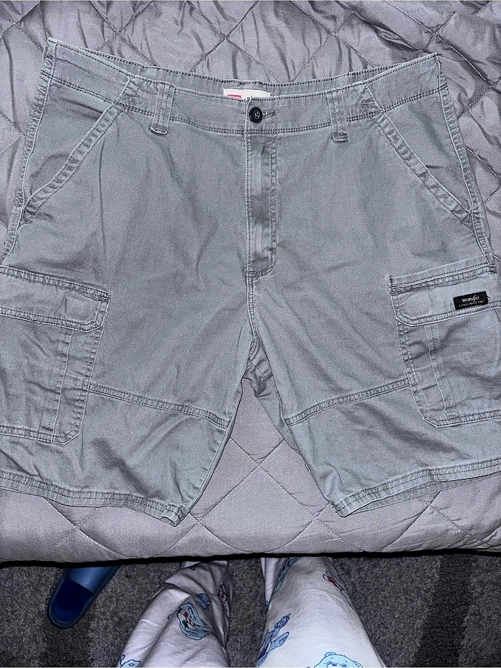 Wrangler Relaxed Fit Cargo Shorts Cargo Shorts Gray Waist 38